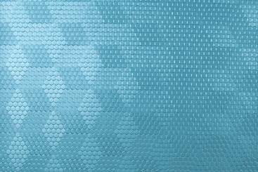 skai® Tolaris EN - Metallic-Kunstleder Eisblau