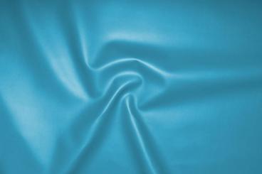 Hellblau